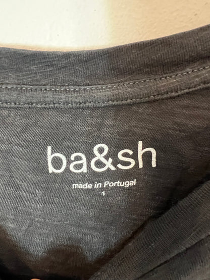 BA6SH. Camiseta gris oscuro letras. T 1 (S)