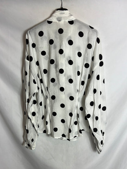 H&amp;M. White polka dot blouse with bow. Size 44