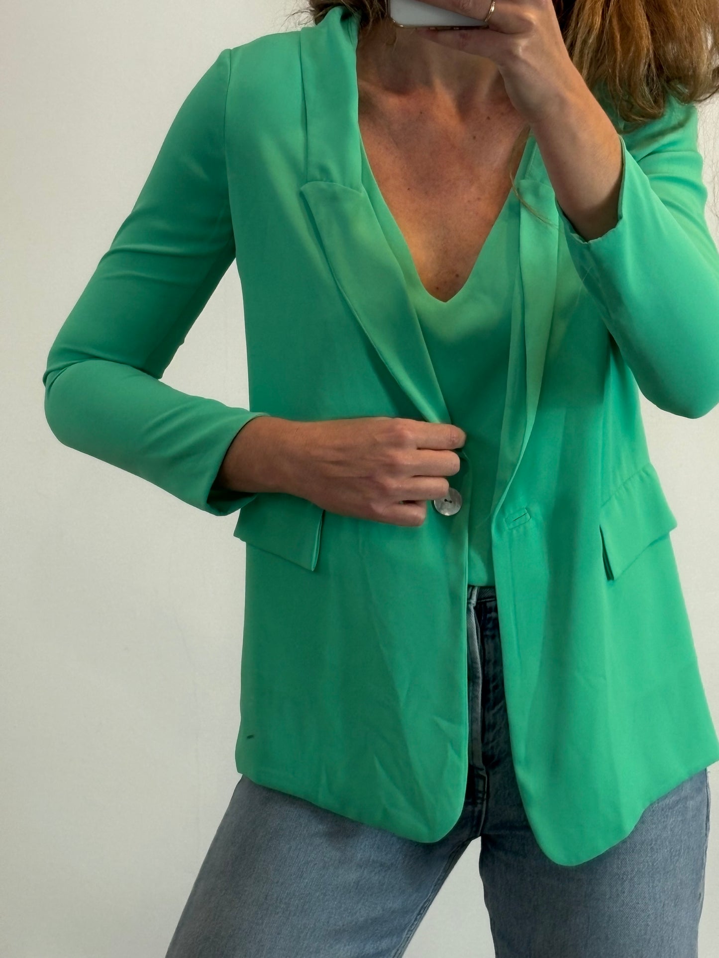 CONCHITA SAINZ. Conjunto verde fluido