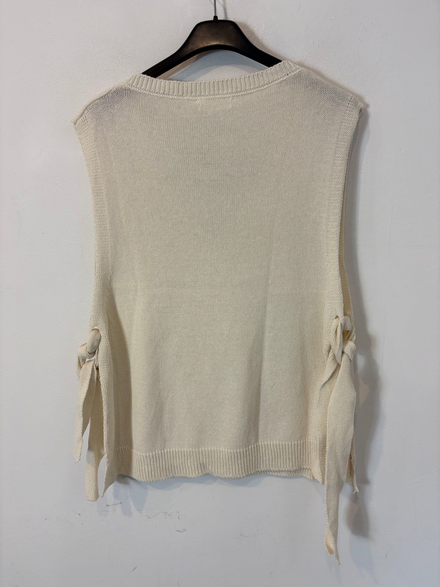 MUSCARI. Top punto crudo