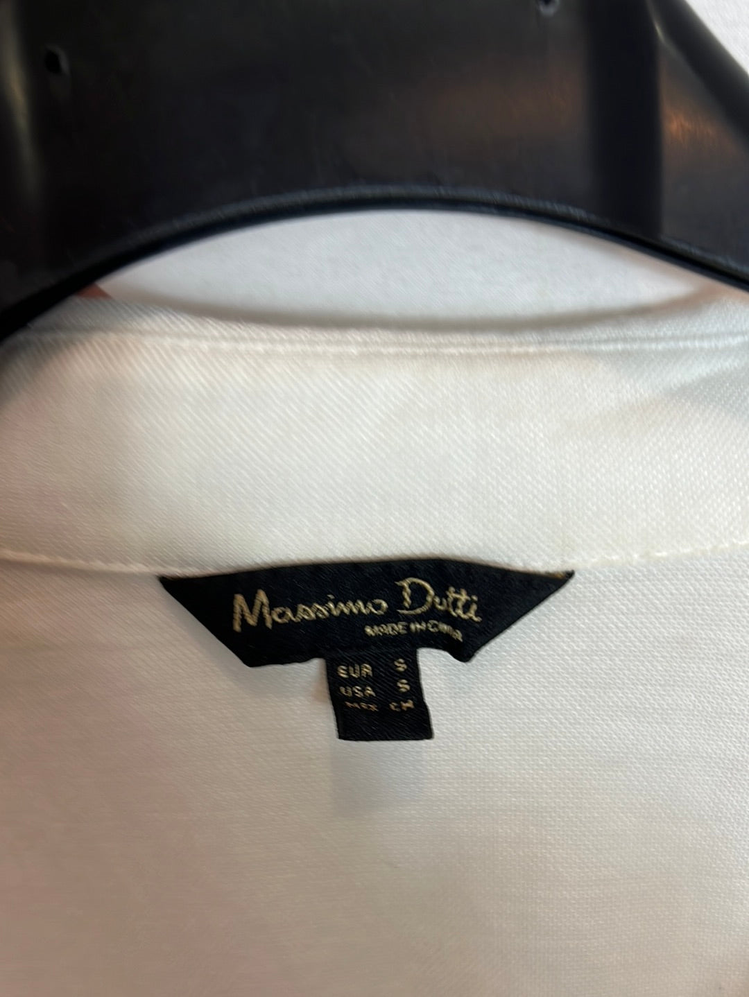 MASSIMO DUTTI. Off-white textured overshirt. TS