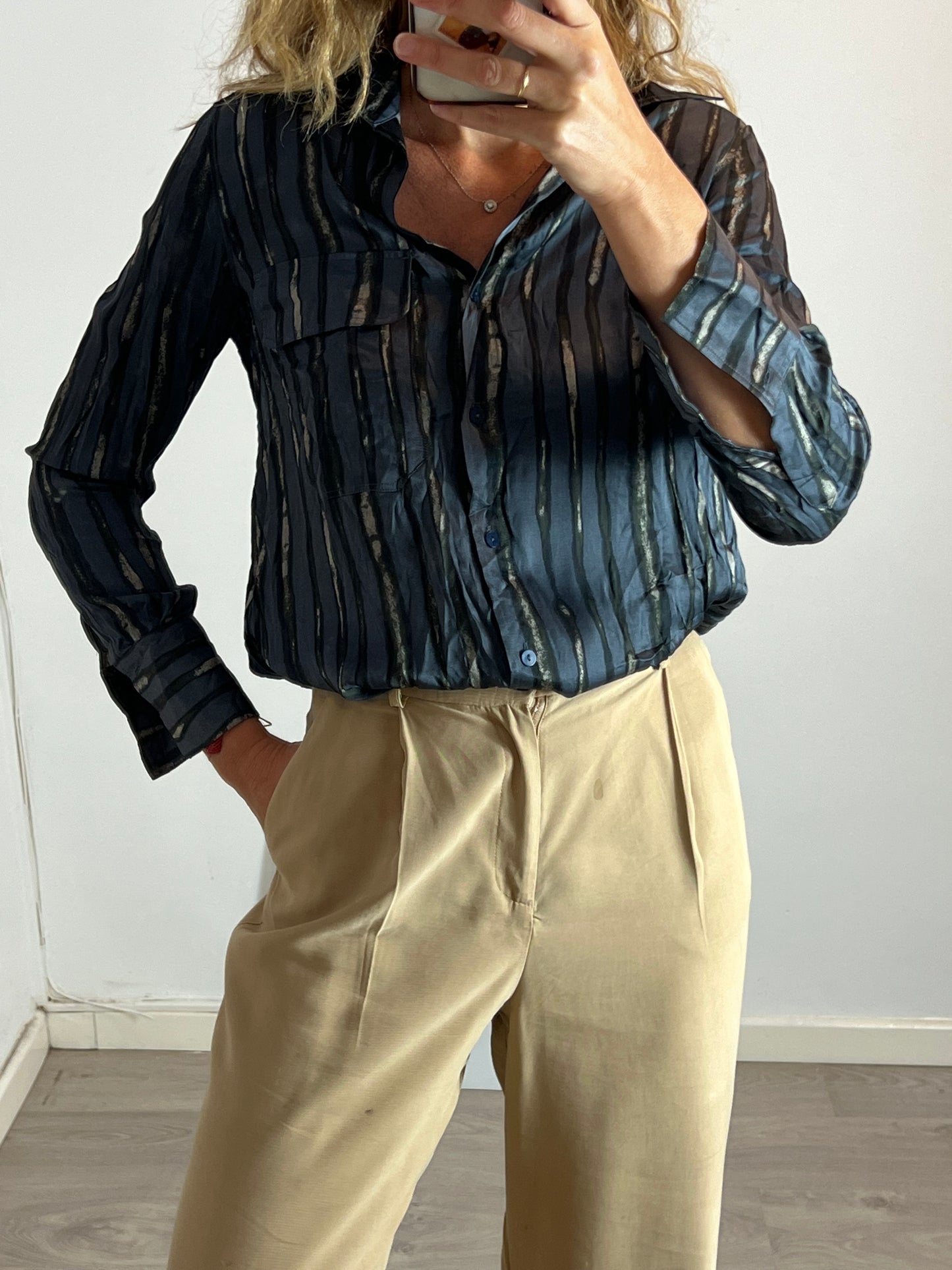 MASSIMO DUTTI. Blue and gray printed blouse, size 38