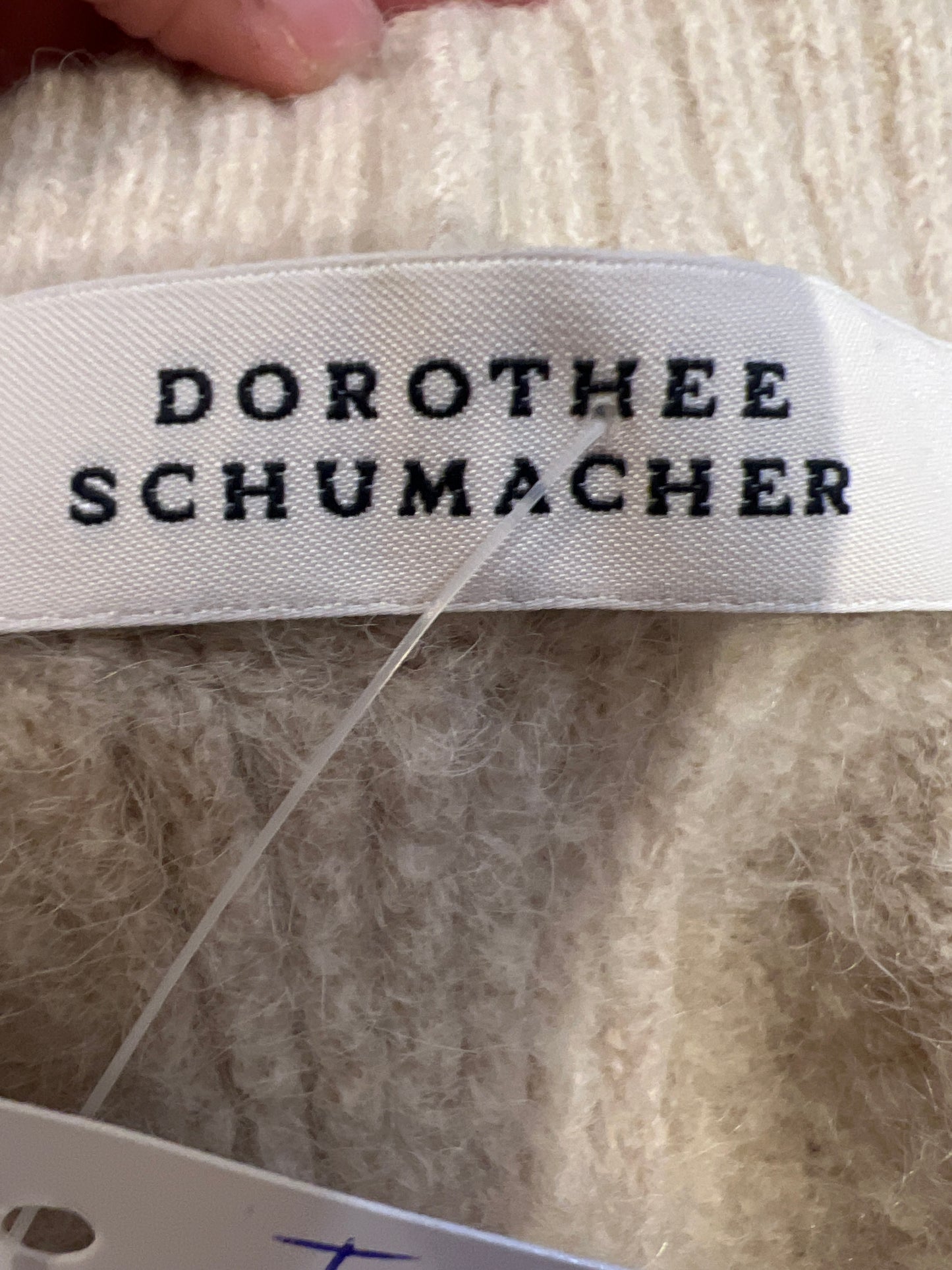 DOROTHEE SCHMACHER.Cárdigan beige