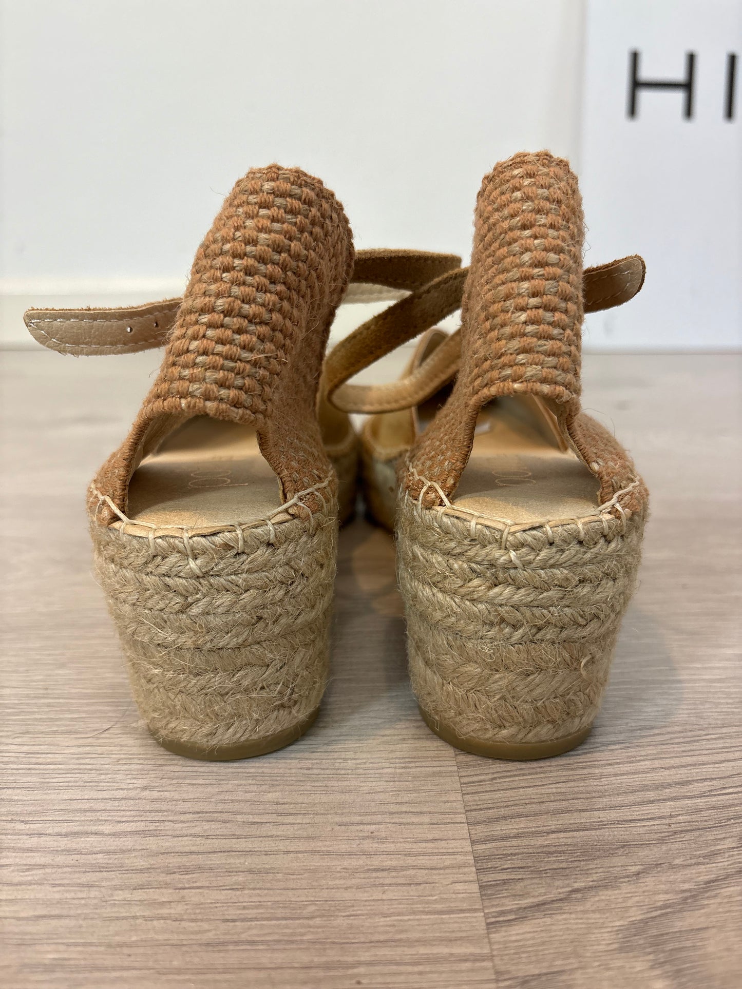 Alpargata cuña beige T.41