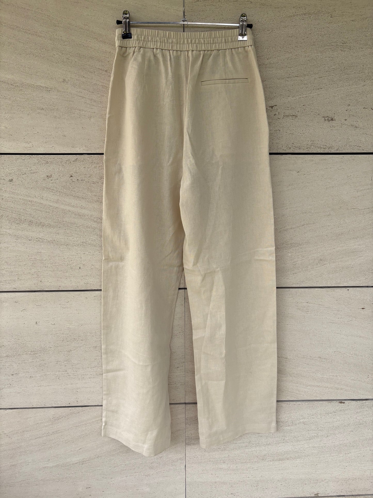 ZARA. Pantalón fluido mezcla