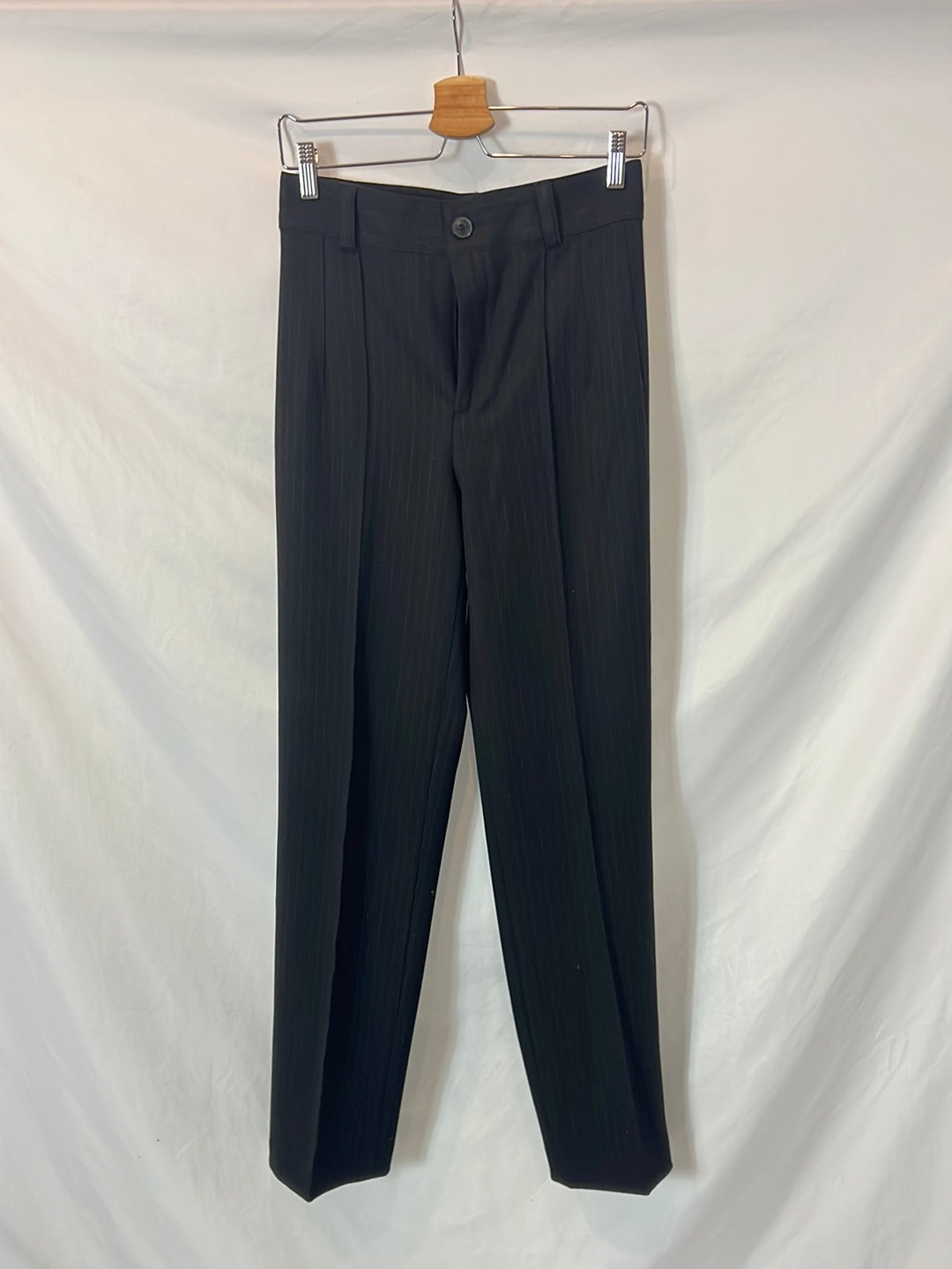 ZARA. Pantalón pinza rectos negros. T XS
