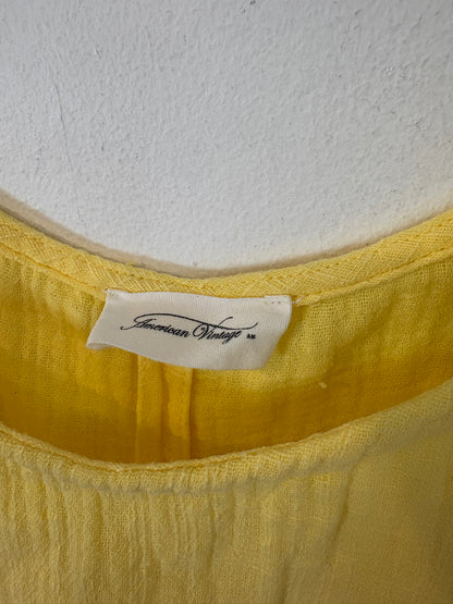 AMERICAN VINTAGE. Top algodón amarillo