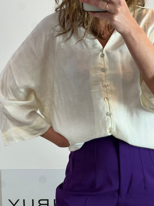 ZARA. Flowy beige Ts blouse