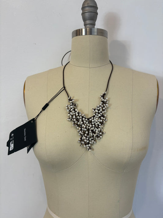 MASSIMO DUTTI. Collar ajustable perlas mini