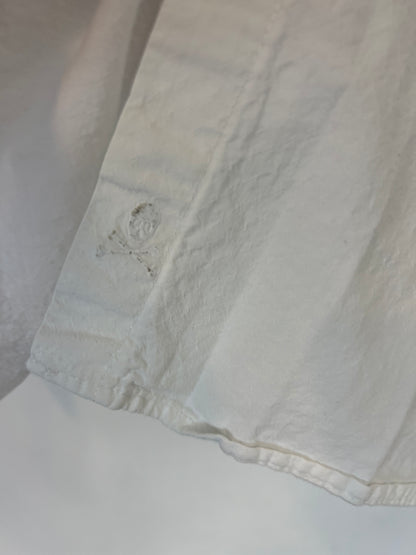 SCALPERS. Camisa blanca textura cintura ajustable. T XS