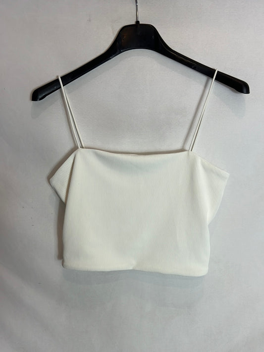 SHEIN. White stretch crop top. TM