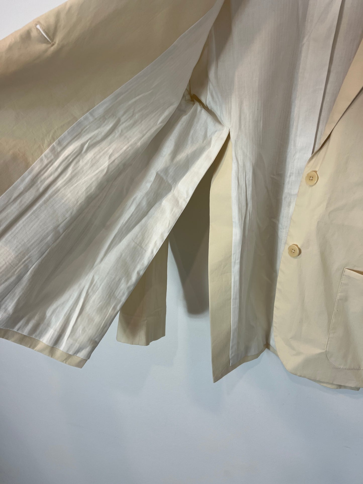 ZADIG&amp;VOLTAIRE. Beige blazer with side slits T.34