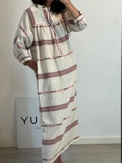 MAGNOLYA. Vestido largo bordados colores. T 00 (S)