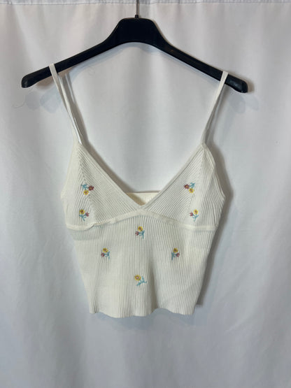 OTHERS. White ribbed embroidered top Tu(xs)