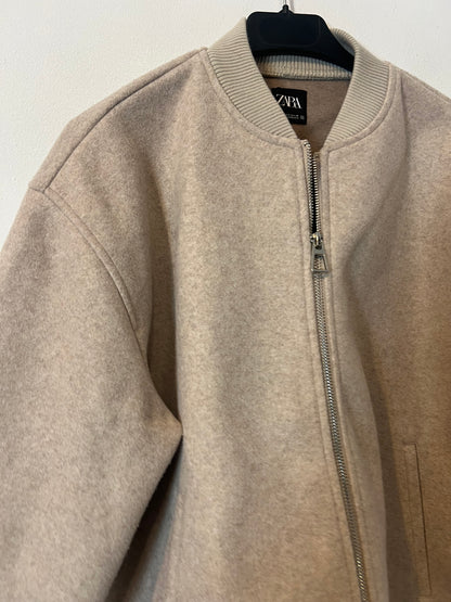 ZARA. Chaqueta beige jaspeada