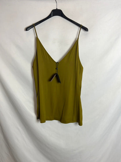 MASSIMO DUTTI. Top verde fluido. T 40