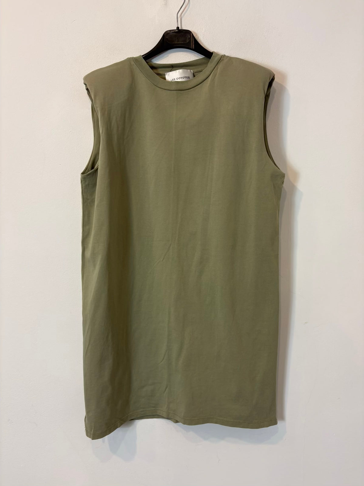 LES COYOTES DE PARIS. Vestido corto algodón hombreras