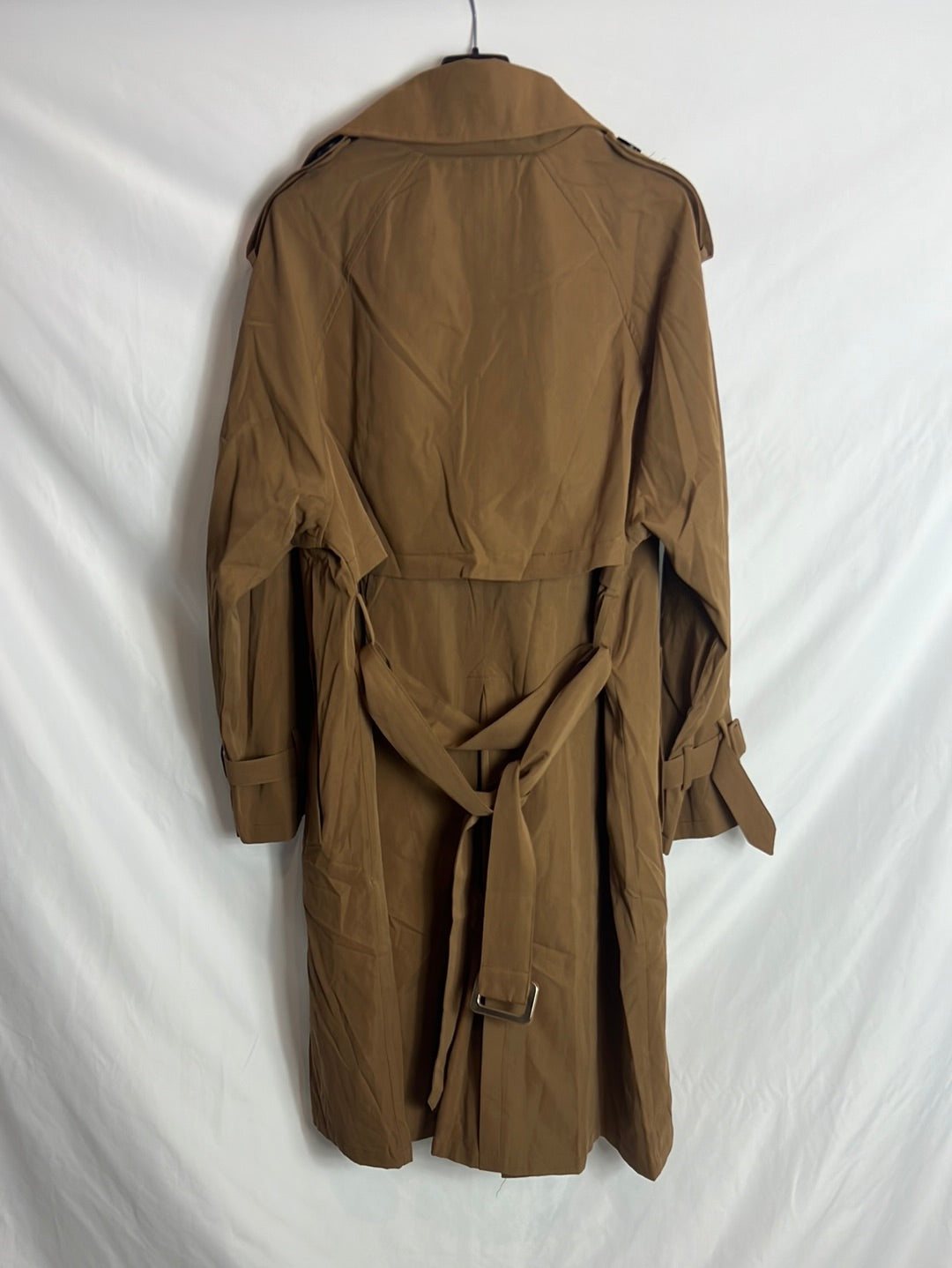 CARLOTA & CO. Gabardina marrón. TU (M/L)