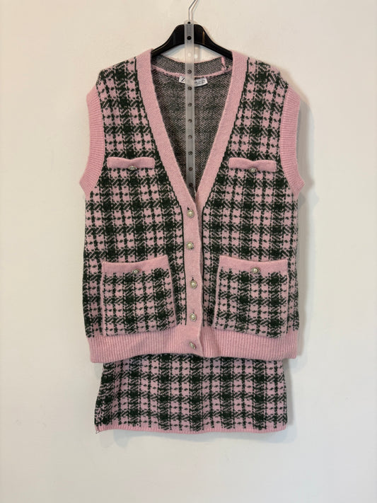 ZARA. Conjunto punto botones joya