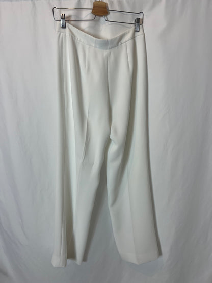 PEDRO DEL HIERRO. White pleated wide-leg trousers. Size 38
