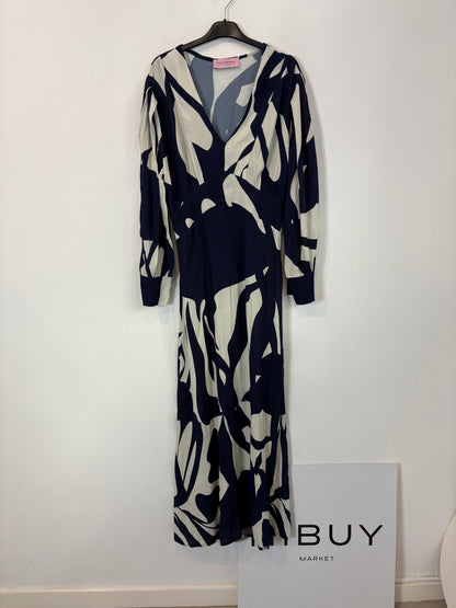 JUAN AVELLANEDA. Vestido largo estampado azules