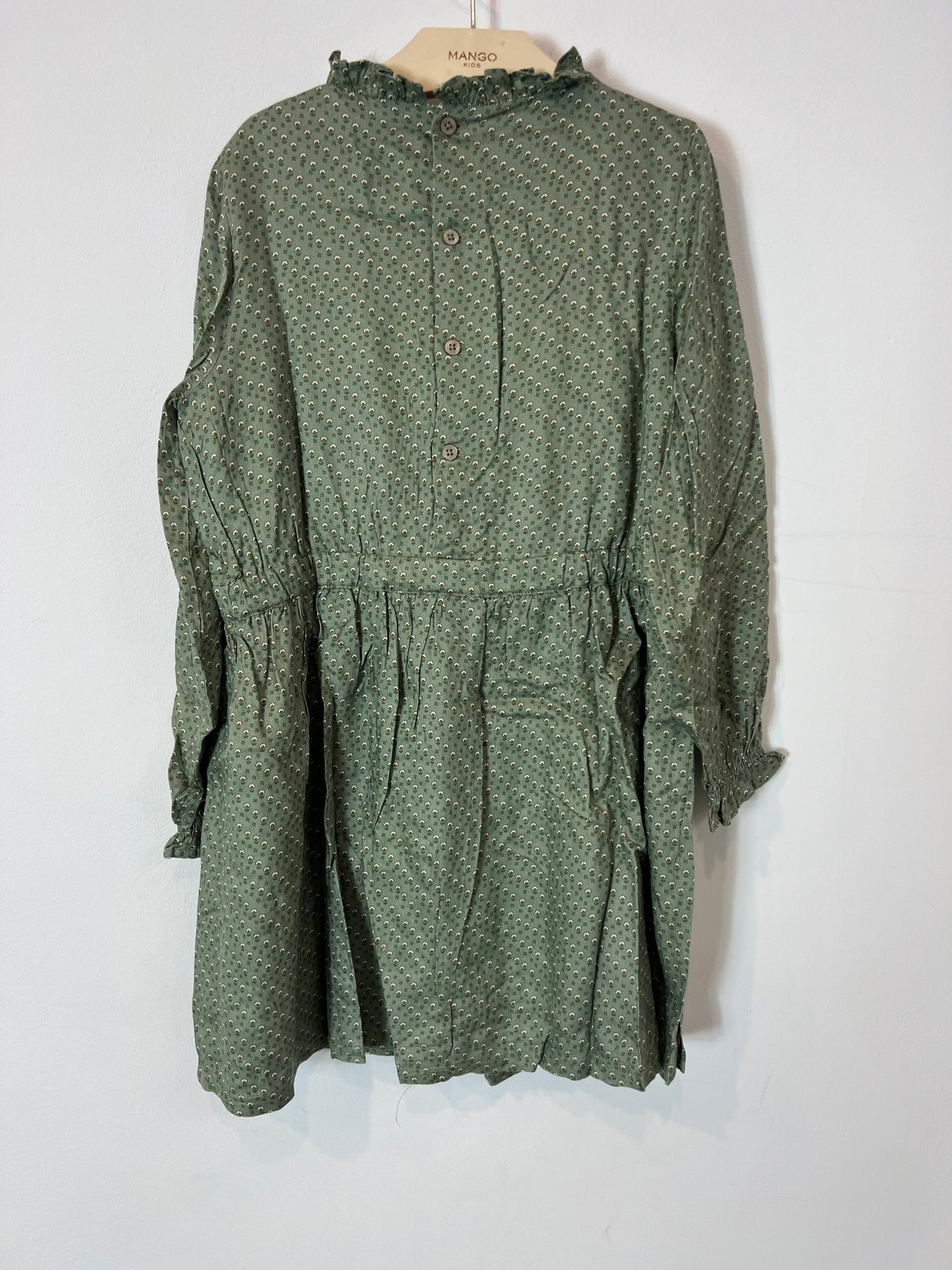 NECK &amp; NECK. Vestido verde estampado. T 8 años