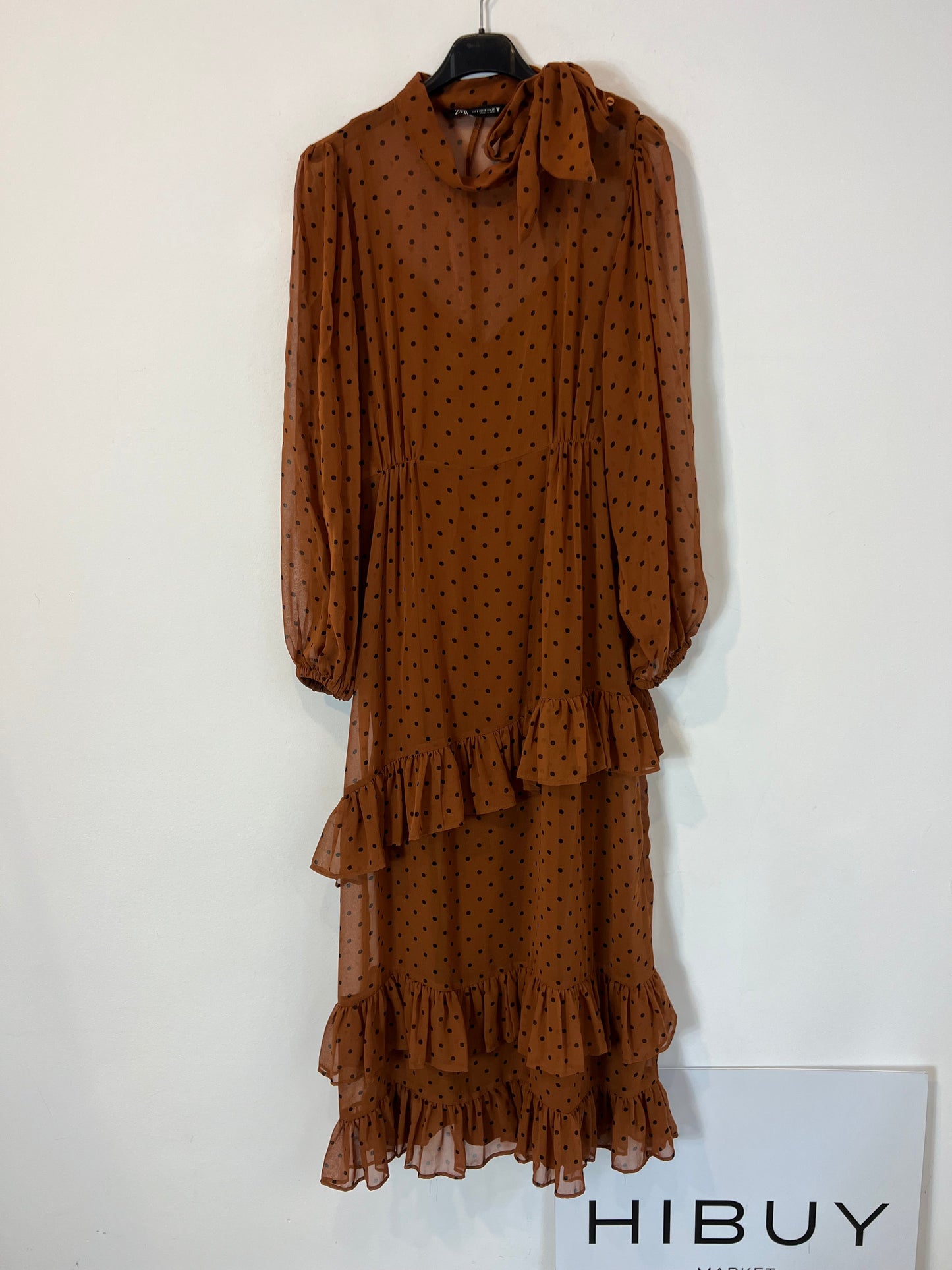 ZARA. Vestido largo marrón lunares. T S