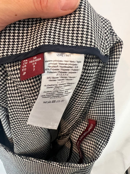 COMPTOIR DES COTONNIERS. Houndstooth pleated trousers. T.S.
