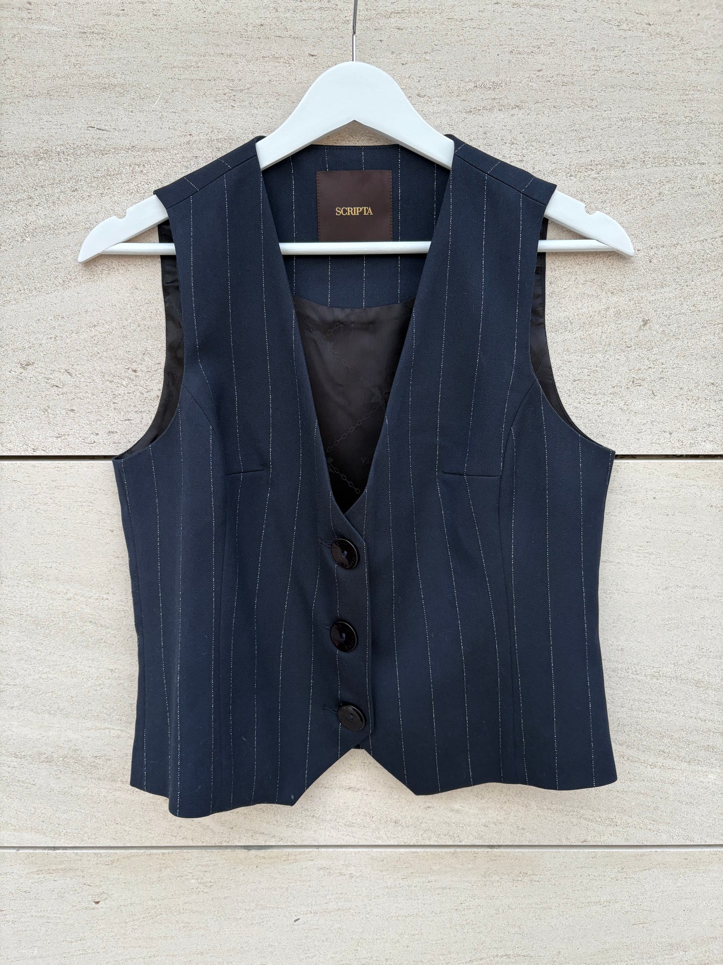 SCRIPTA. Traje de chaqueta azul marino con chaleco