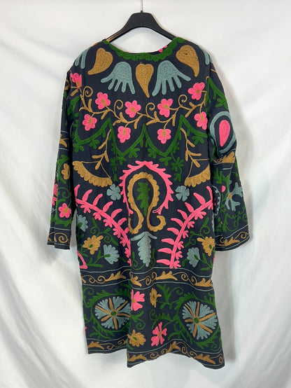 GYPSY TRUCK. Chaqueta/kimono bordados colores. T U