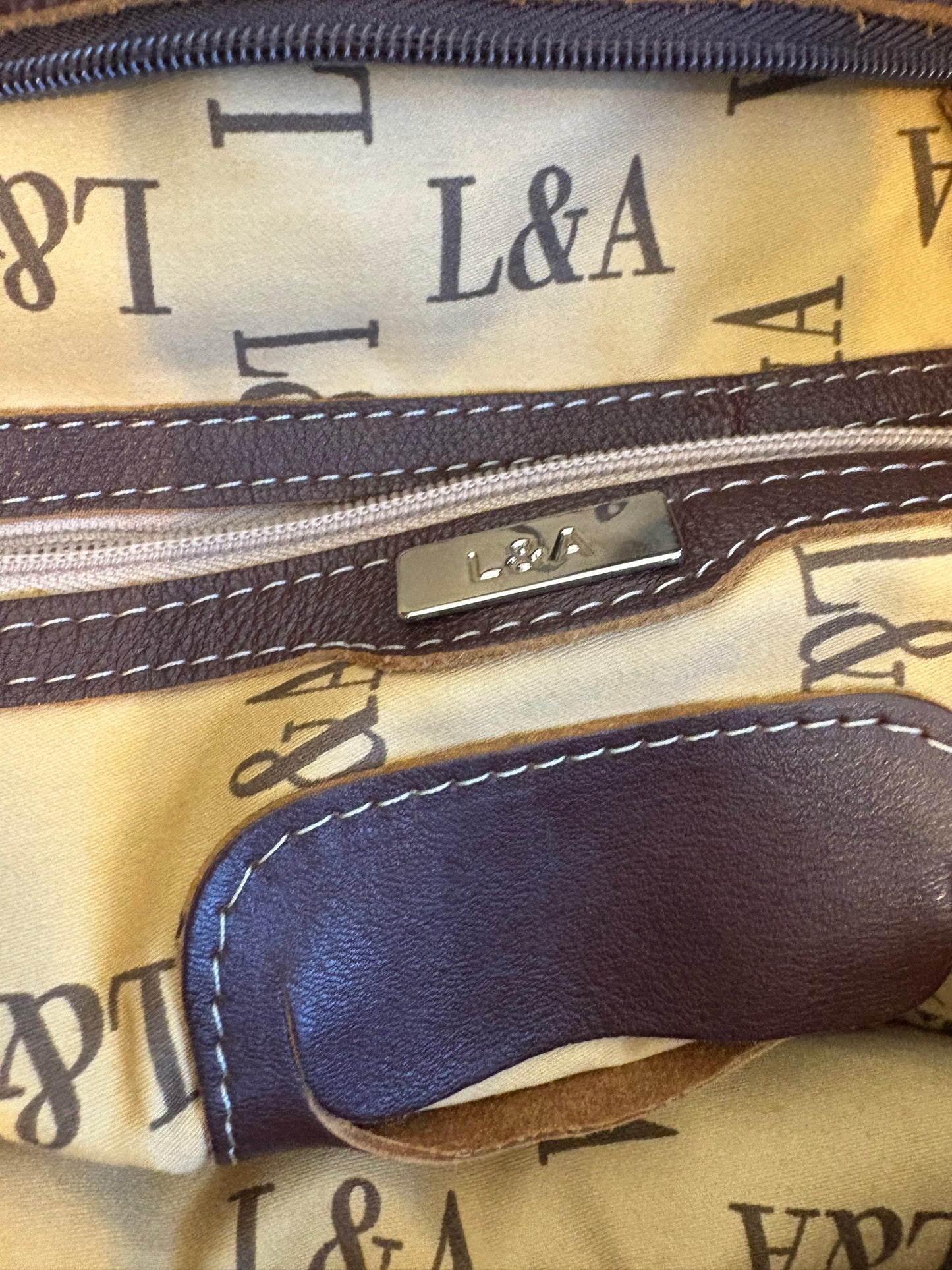 OTRAS. Bolso shopper marrón piel