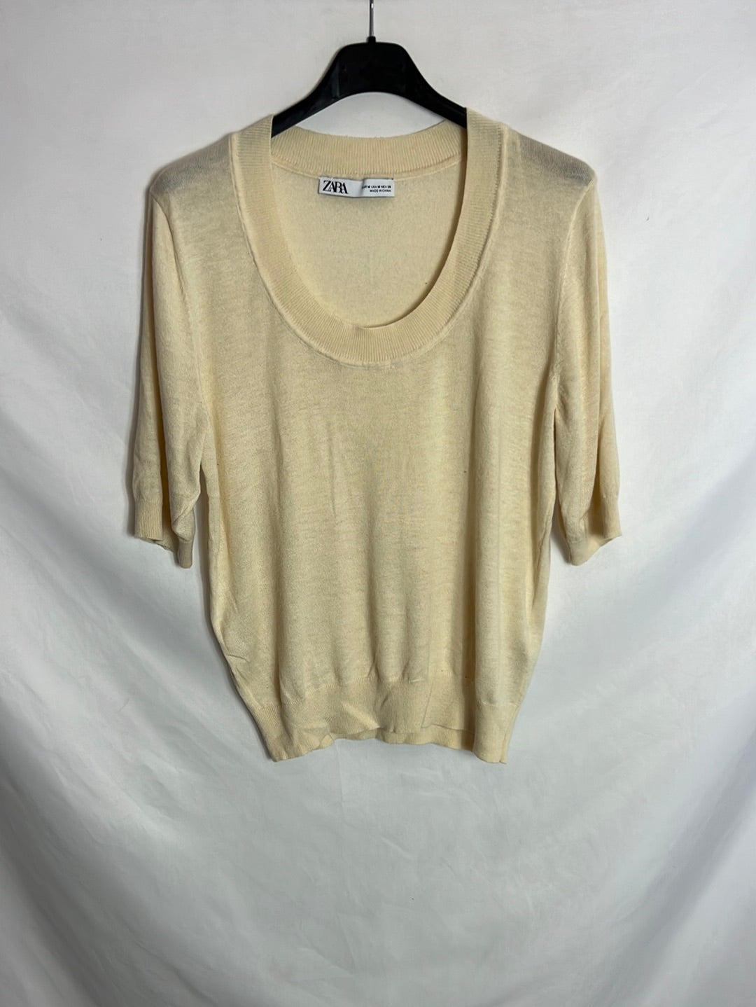 ZARA. Top punto fino beige. T M