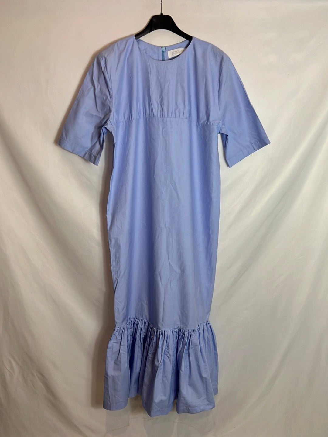 BETOLAZA. Light blue ruffle midi dress. T.S.