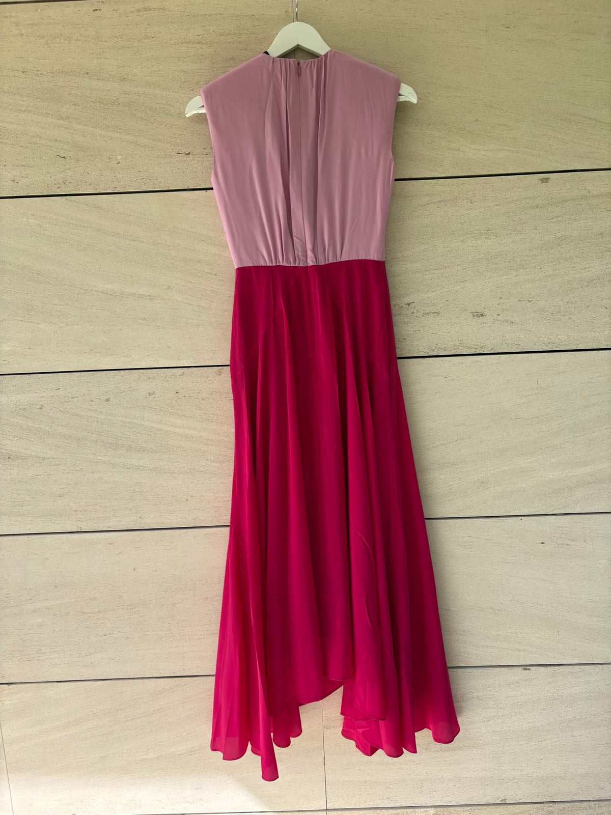 SALONI. Vestido largo seda bicolor