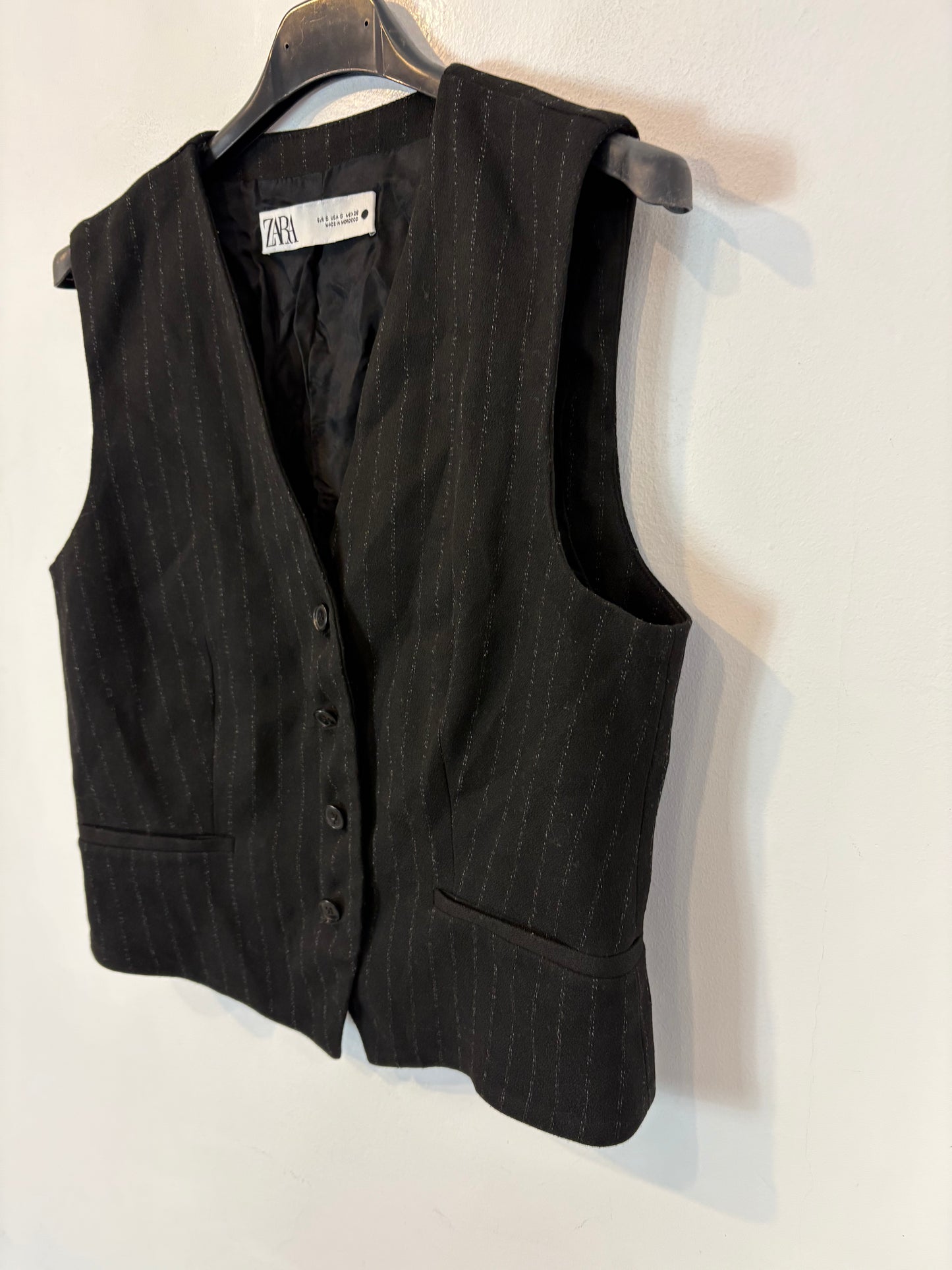 ZARA. Chaleco marengo raya