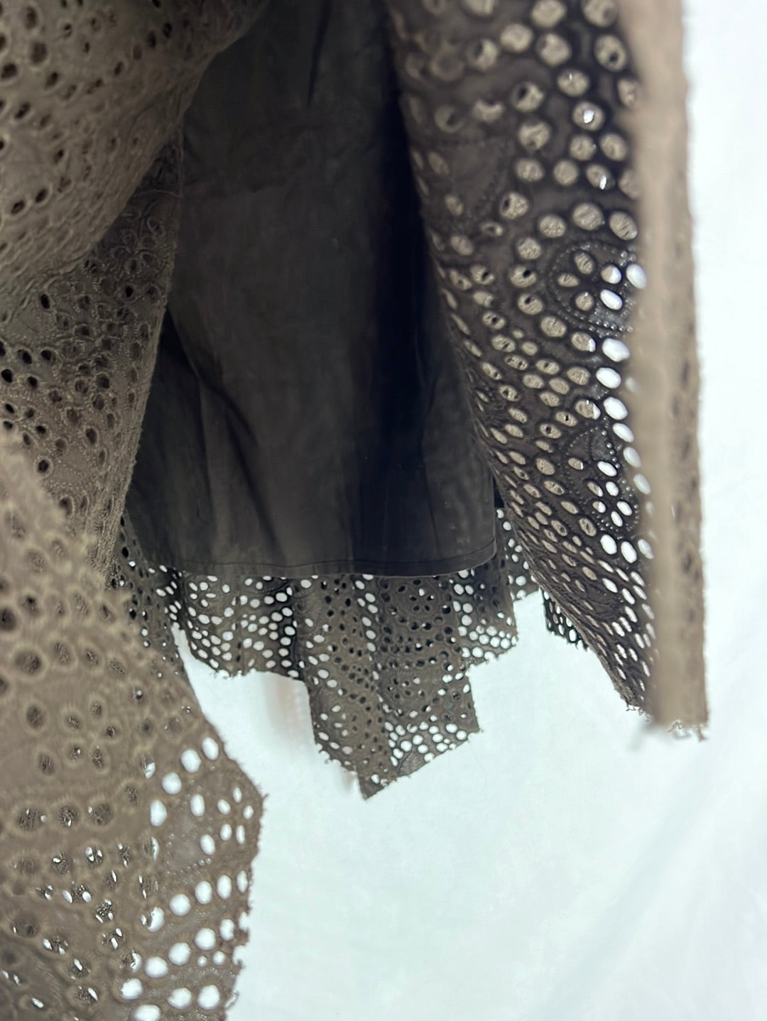 ISABEL MARANT. Falda marrón troquelada asimétrica. T 38