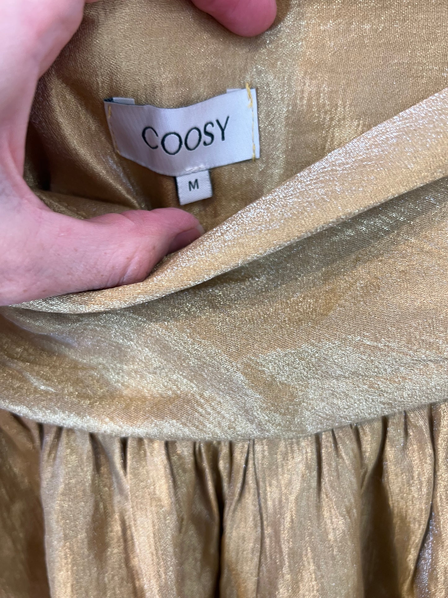 COOSY. Pantalón ancho dorado T.m (TARA)