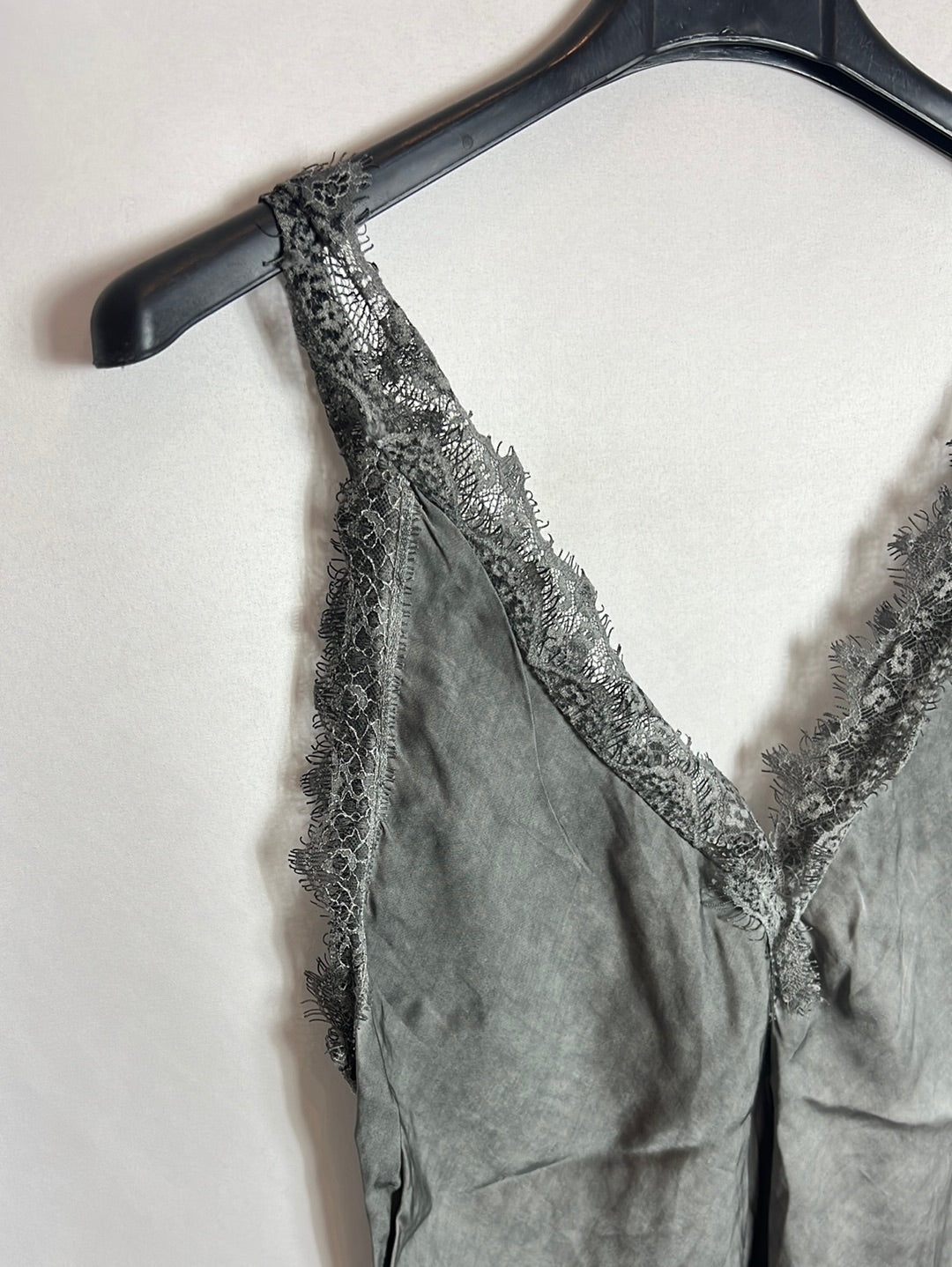 OTRAS. Top lencero gris. T S