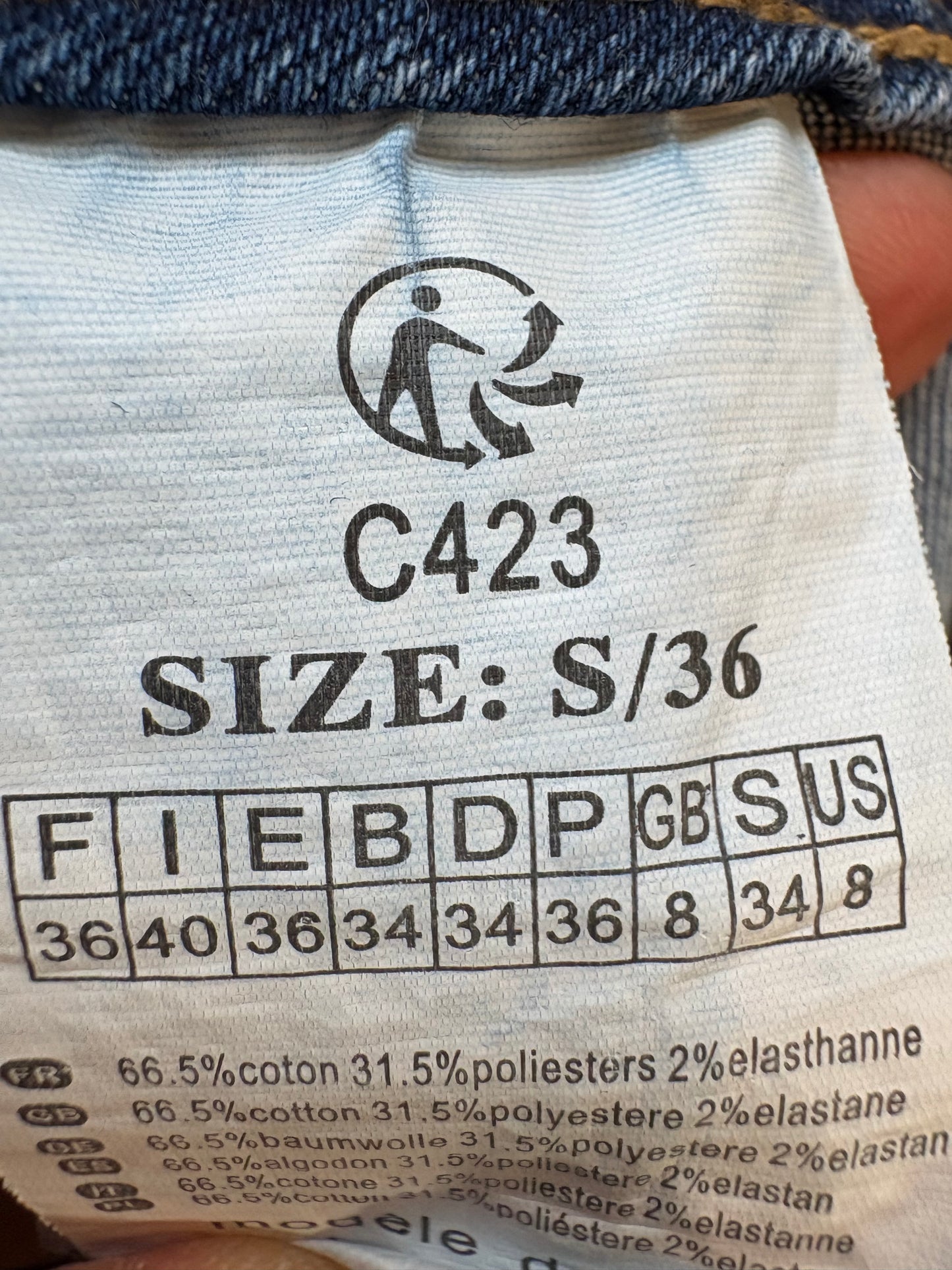 OTRAS. Denim cropped bolsillos