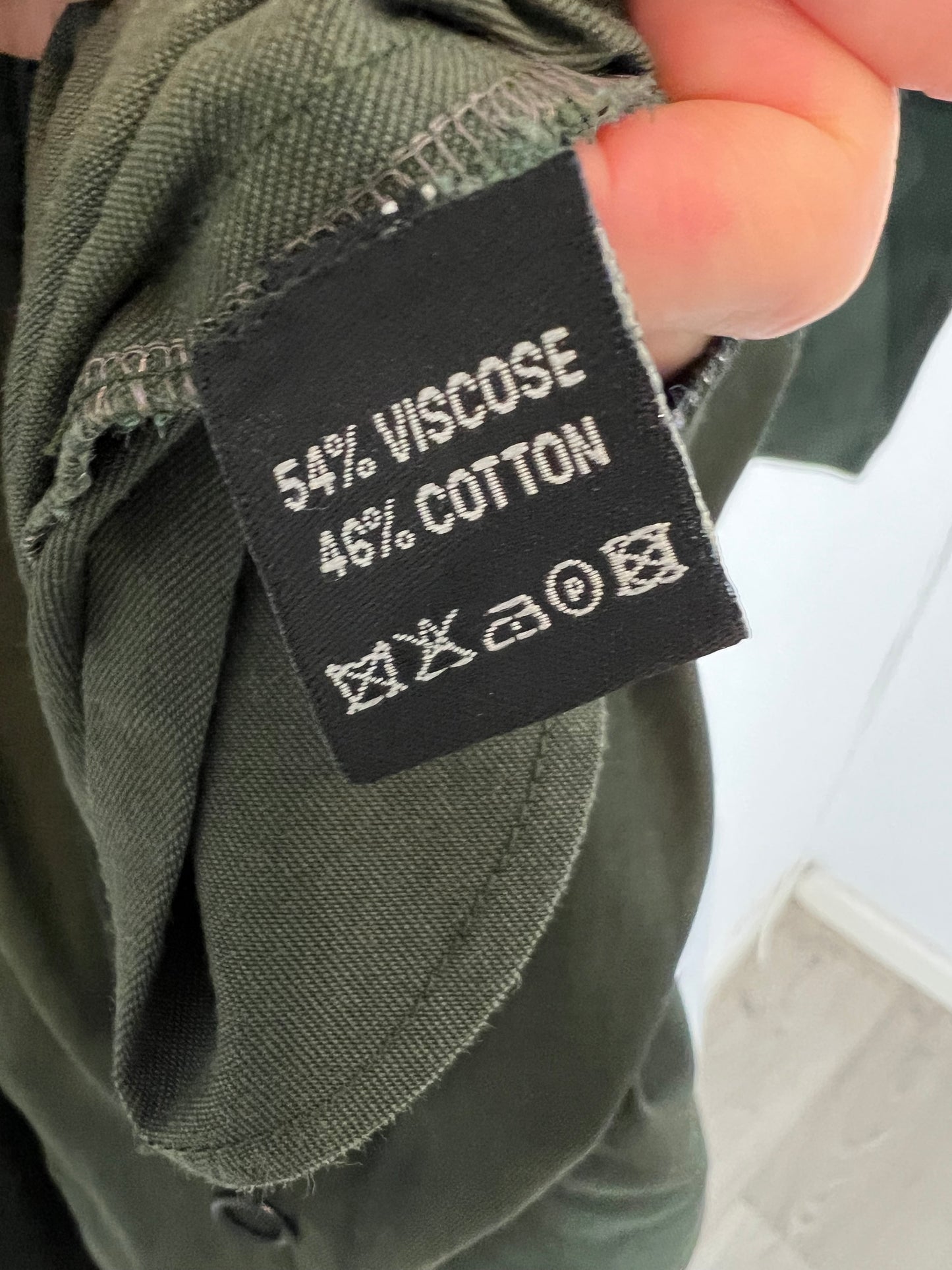 CORTANA. Mono verde militar T.36