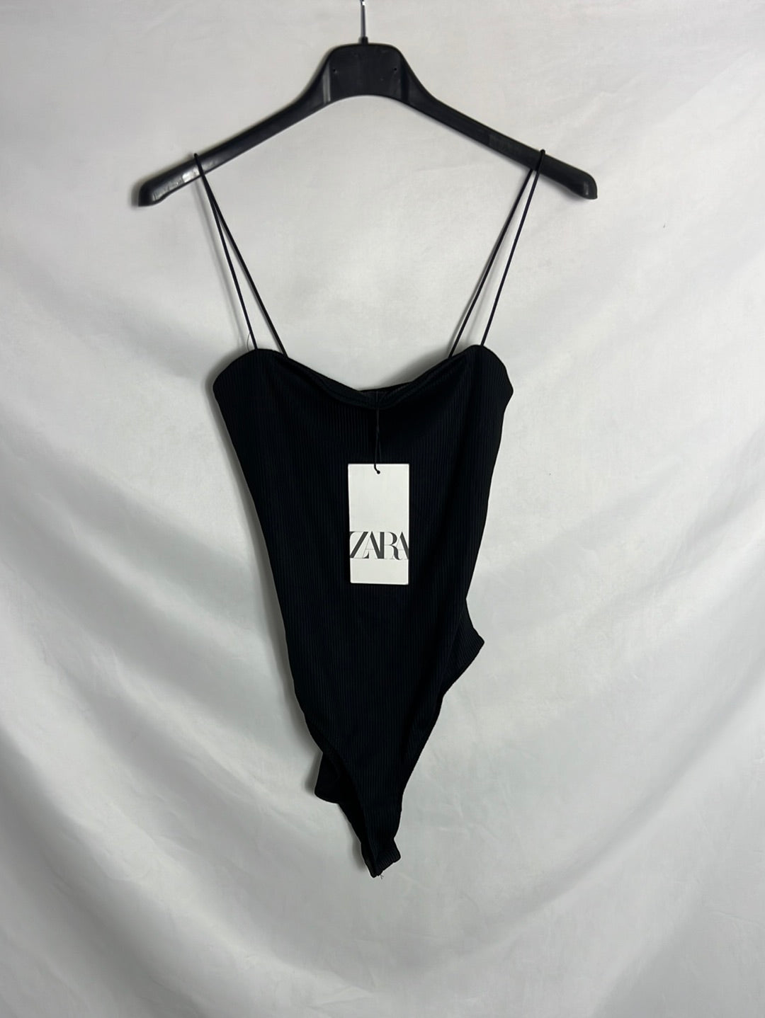 ZARA. Black elastic bodysuit. T.S.