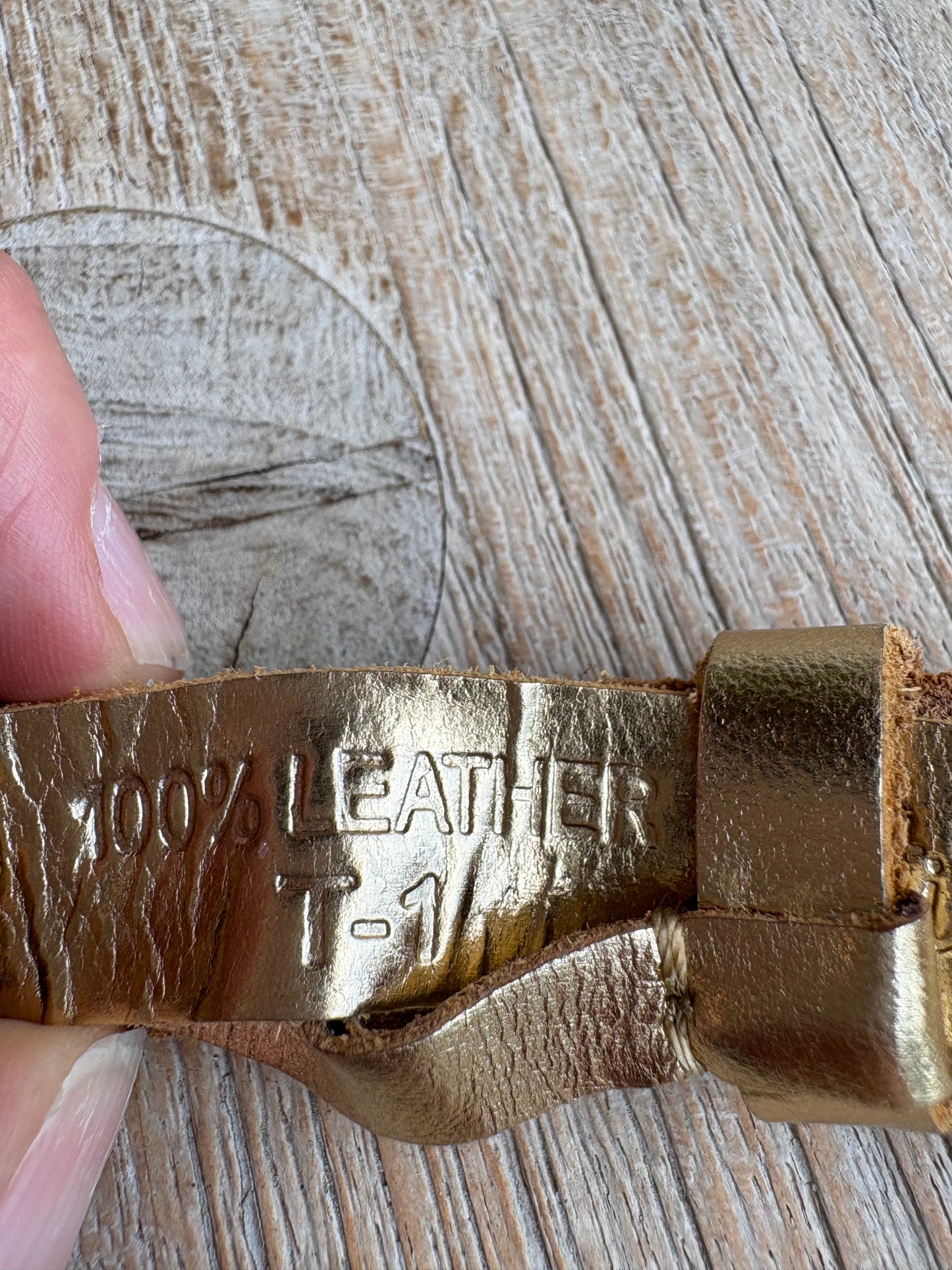 Petite Mendigote. Gold leather belt. Size 1 (S)