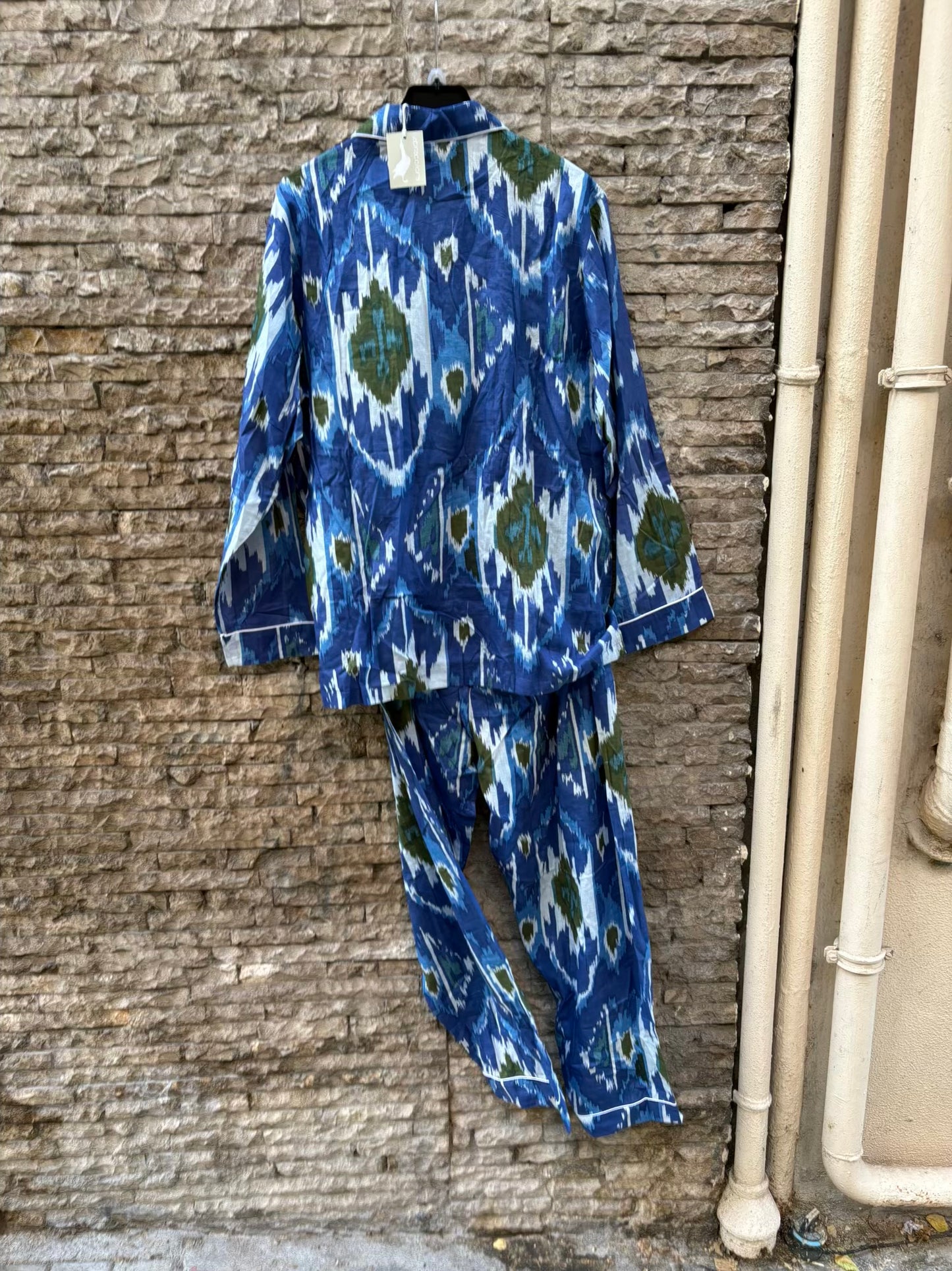ABRACOLORS. Conjunto pijamero tie dye azul