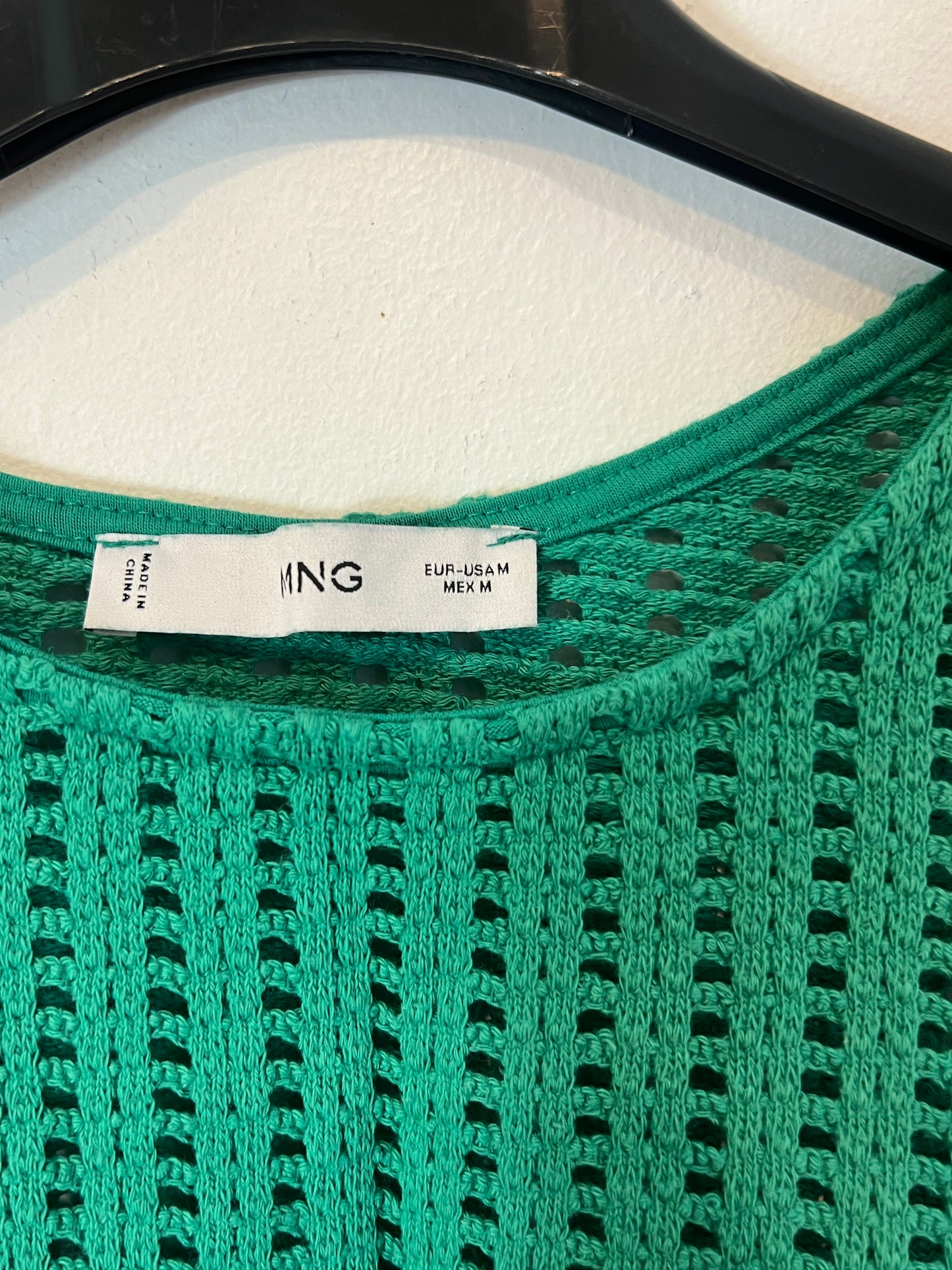 MANGO. Green die-cut set Ts/m
