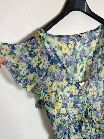 STRADIVARIUS.Vestido corto flores T.s