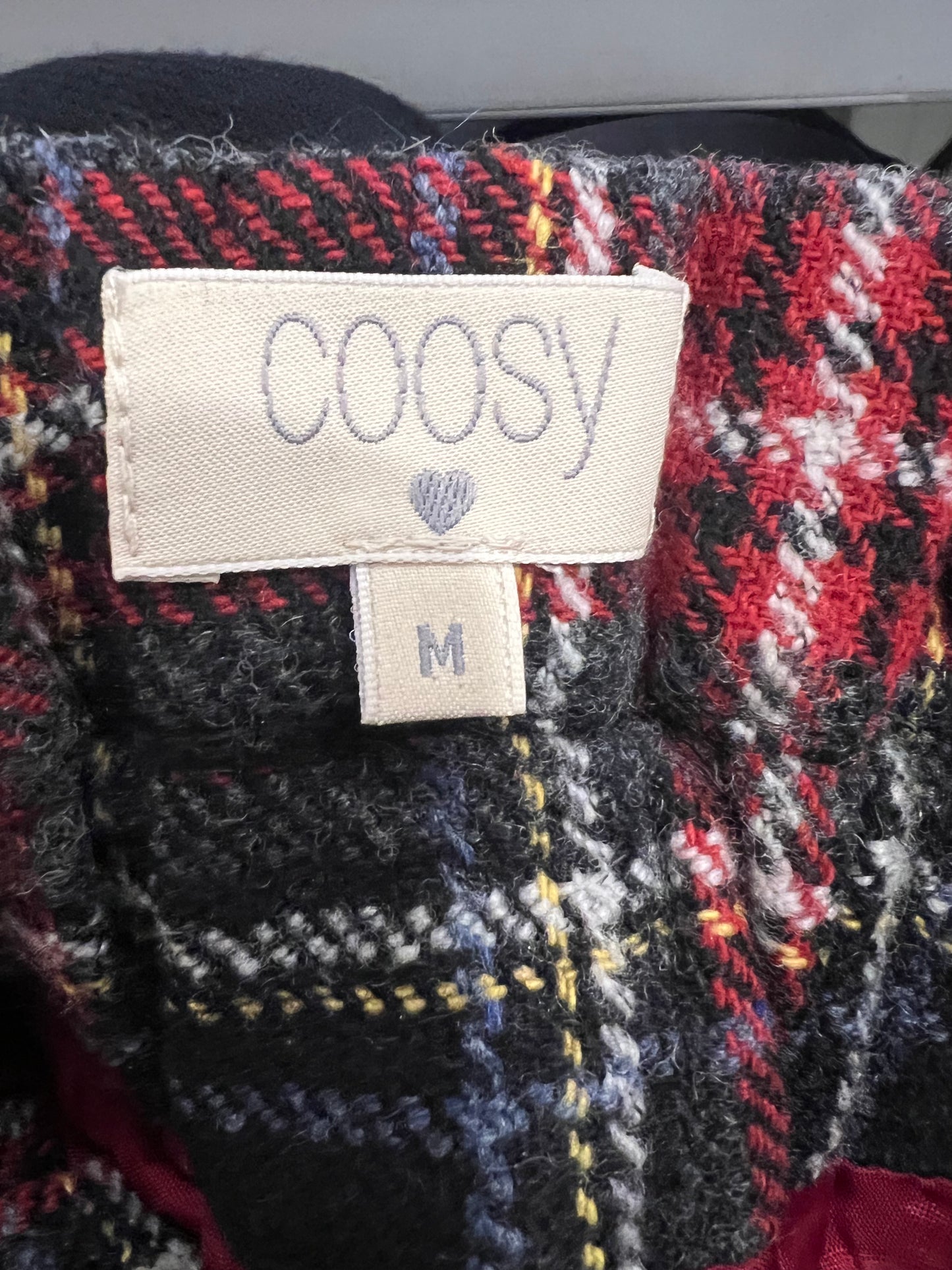 COOSY. Pantalones cortos cuadros.