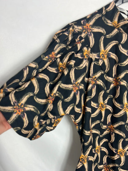 SCOTCH&SODA. Vestido negro mangas abullonadas. T S