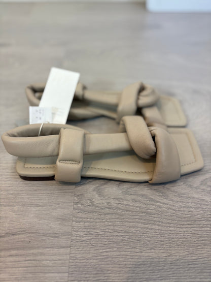 H&M. Sandalia piel cruzadas beige. T 39