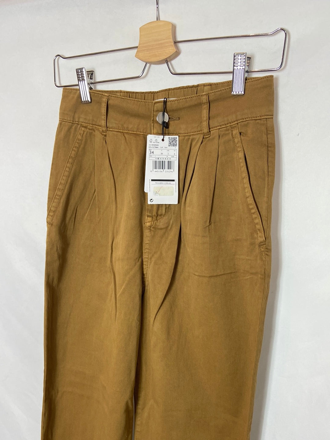 MANGO. Pantalón recto marrón T.34