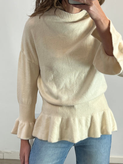 TERIA YABAR. Jersey beige volante T.m